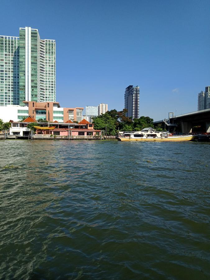 Baan Sathorn Riverfront Apartment Bangkok