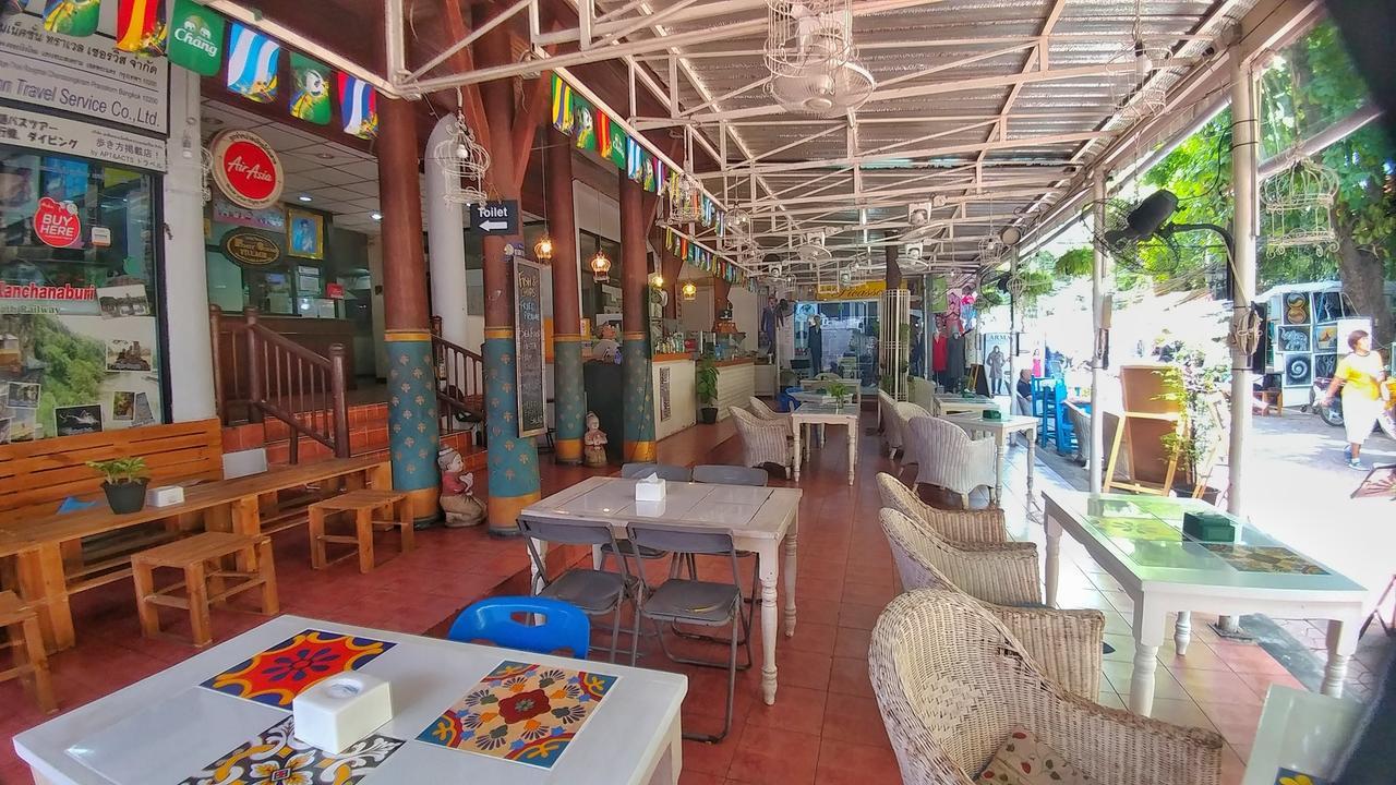Four Sons Village 2* Bangkok