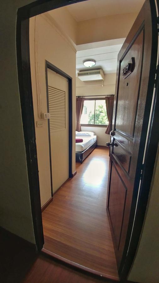 Four Sons Village 2* Bangkok