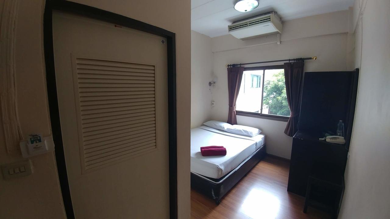 Four Sons Village Hotel