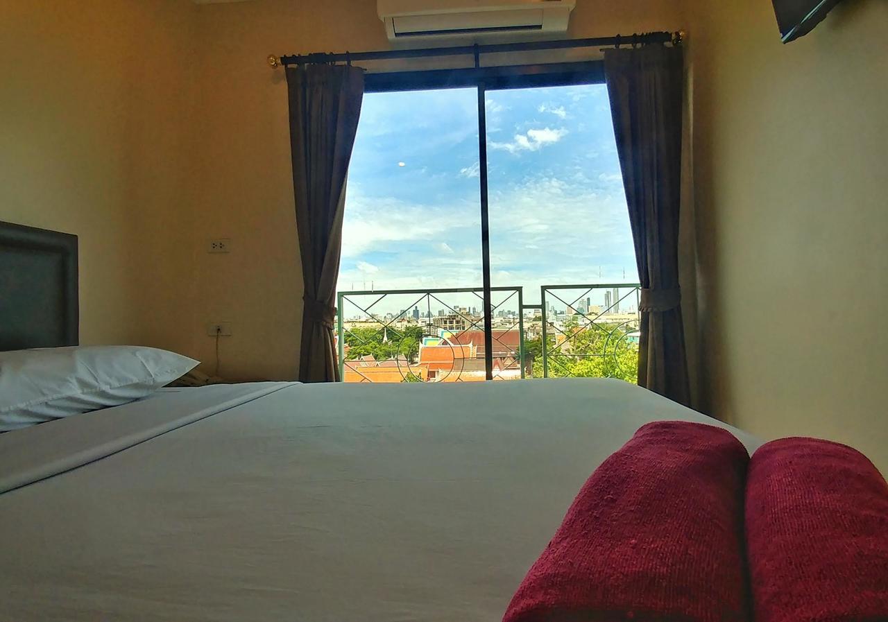 Four Sons Village Hotel Bangkok
