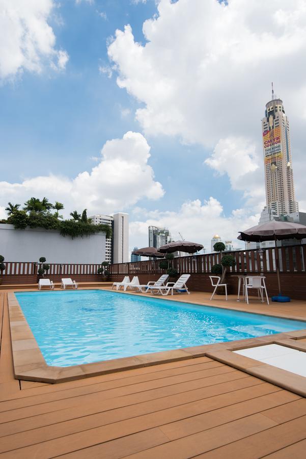 True Siam Rangnam Hotel 4*
