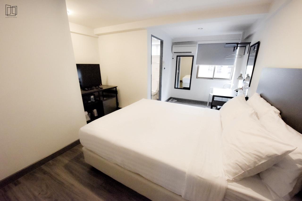 Nana Hotel 2*