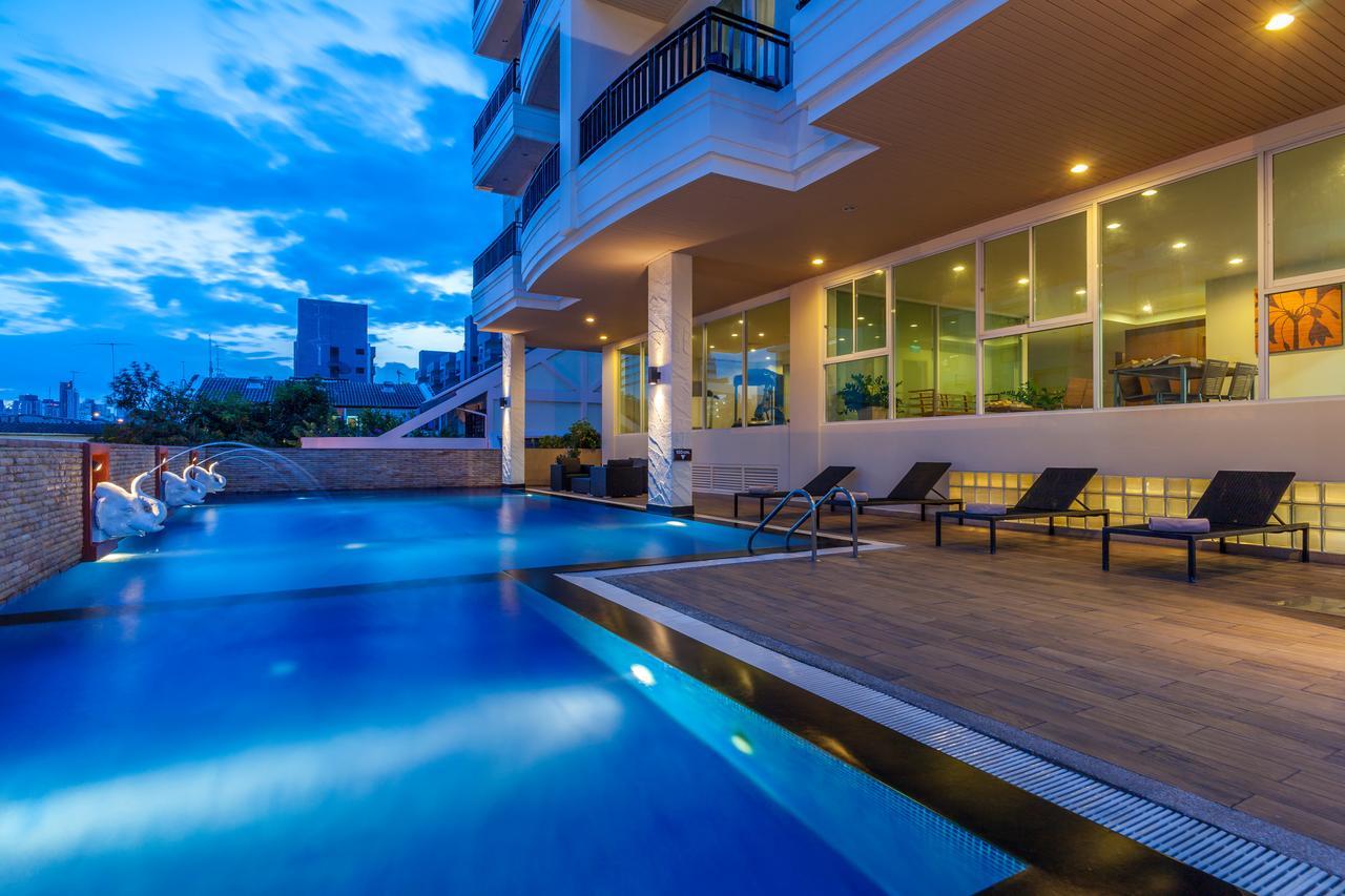 Patio 4*
