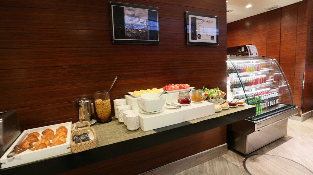 On 8 Sukhumvit Nana By Compass Hospitality