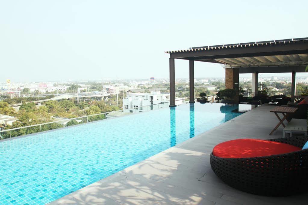 Park Village Rama Ii 4*
