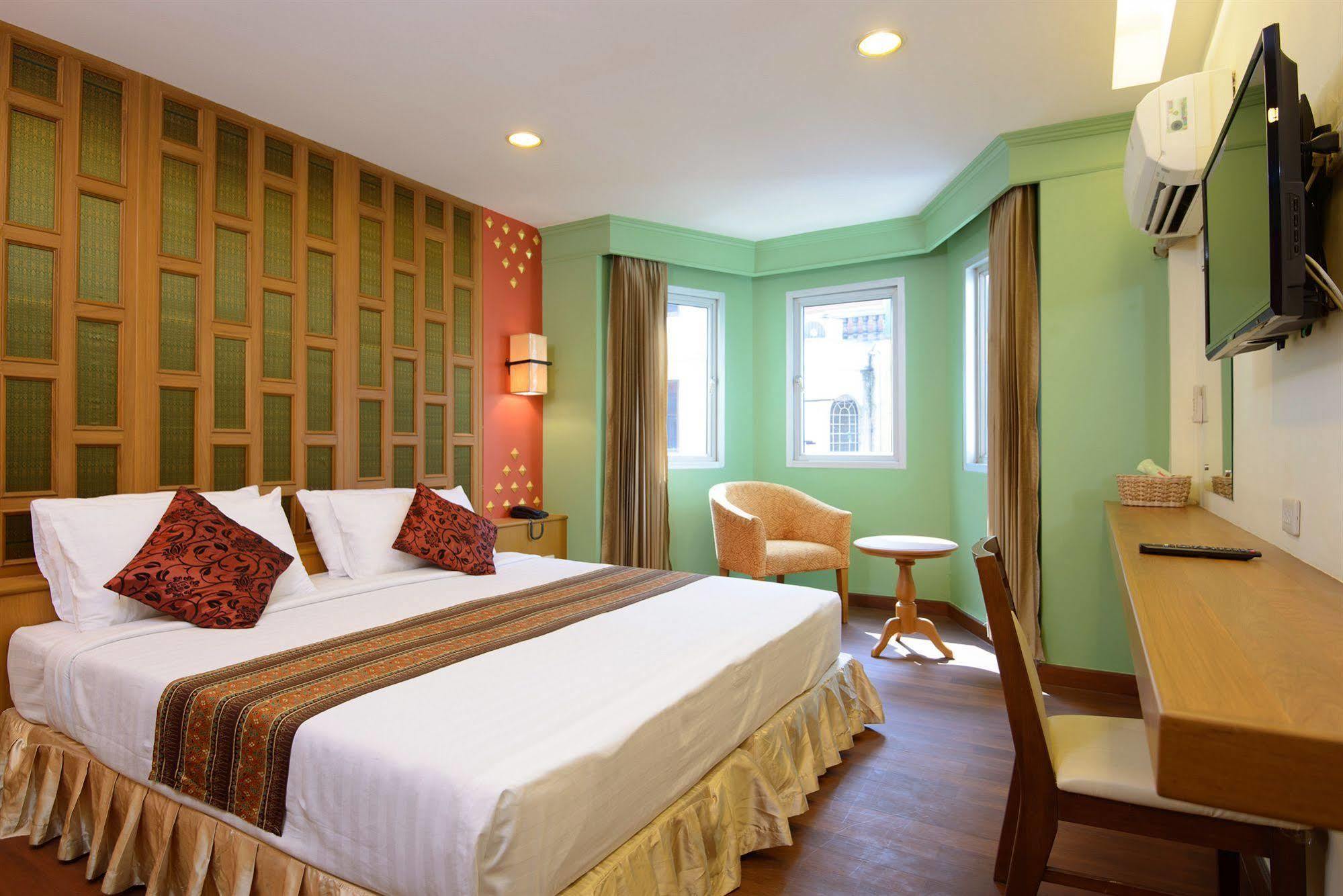 Golden House Bangkok