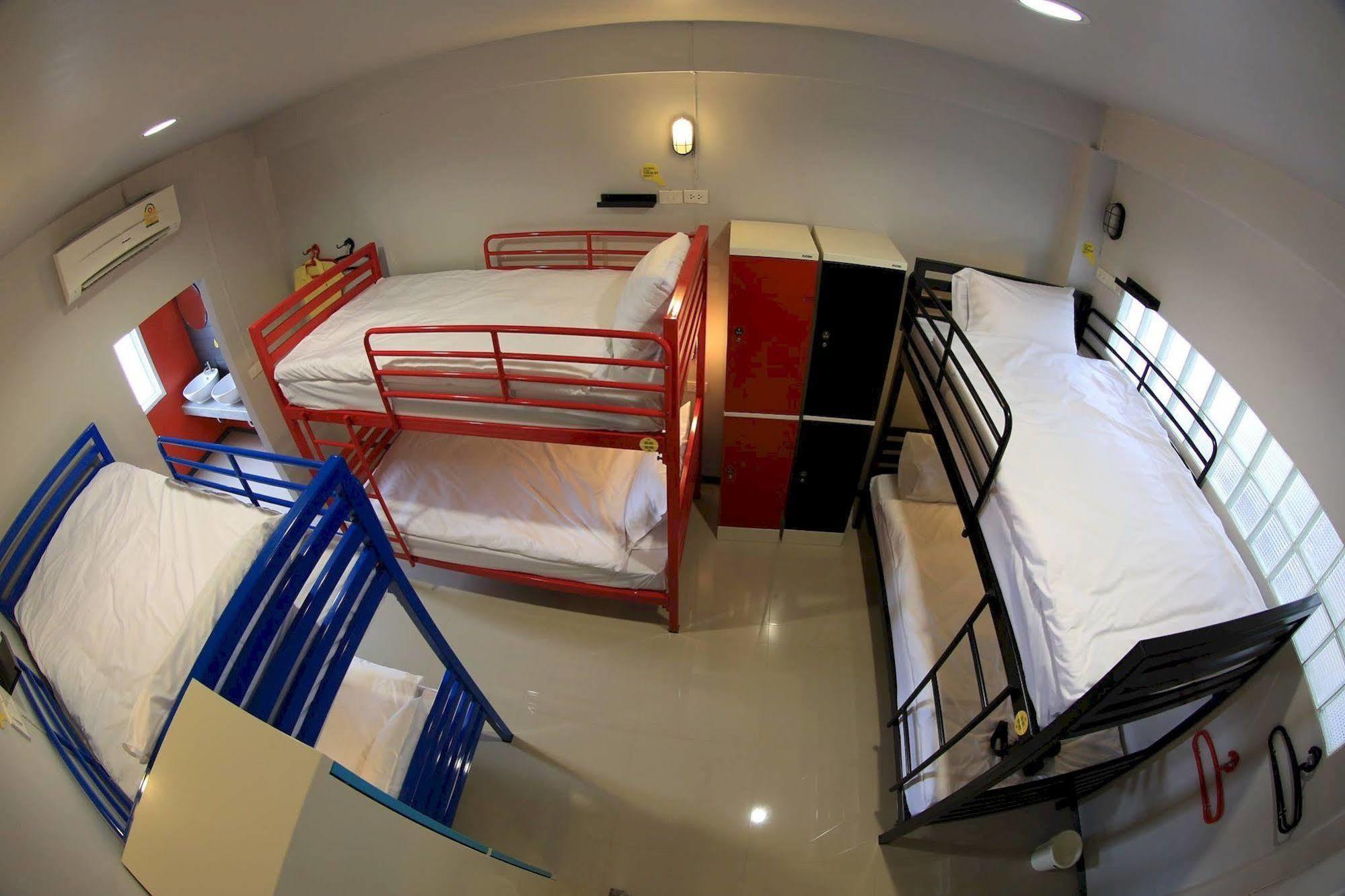 Asrama S1hostel *