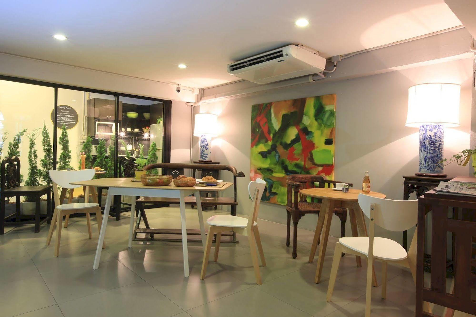 S1hostel Asrama