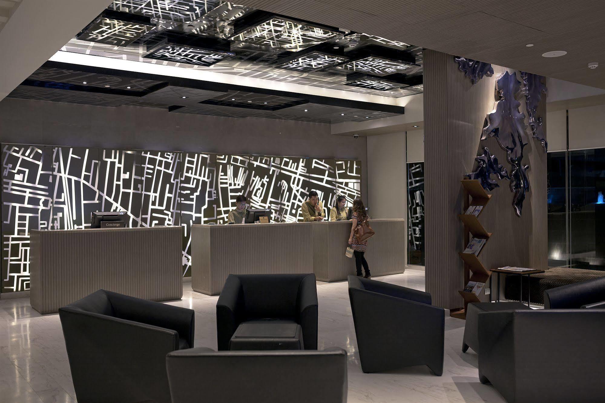 Hotel Hyatt Place Sukhumvit 1 4*