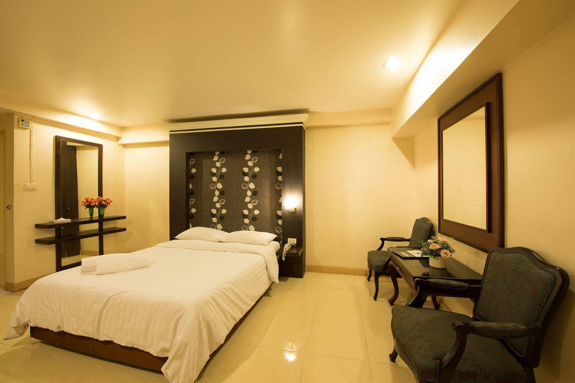 Synsiri 3 Ladprao 83 Apartment