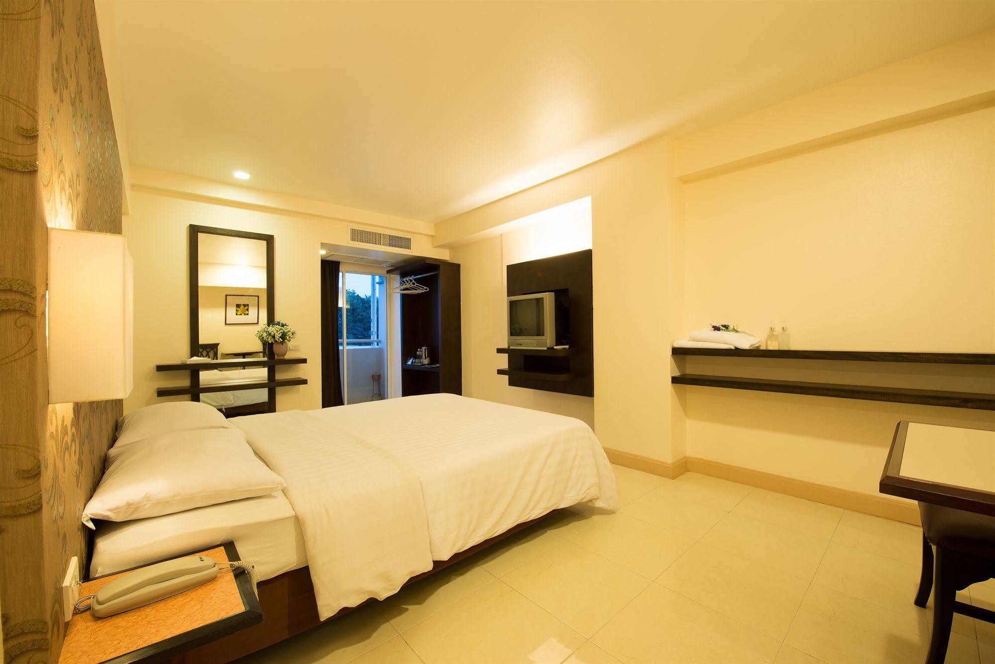 Synsiri 3 Ladprao 83 Bangkok