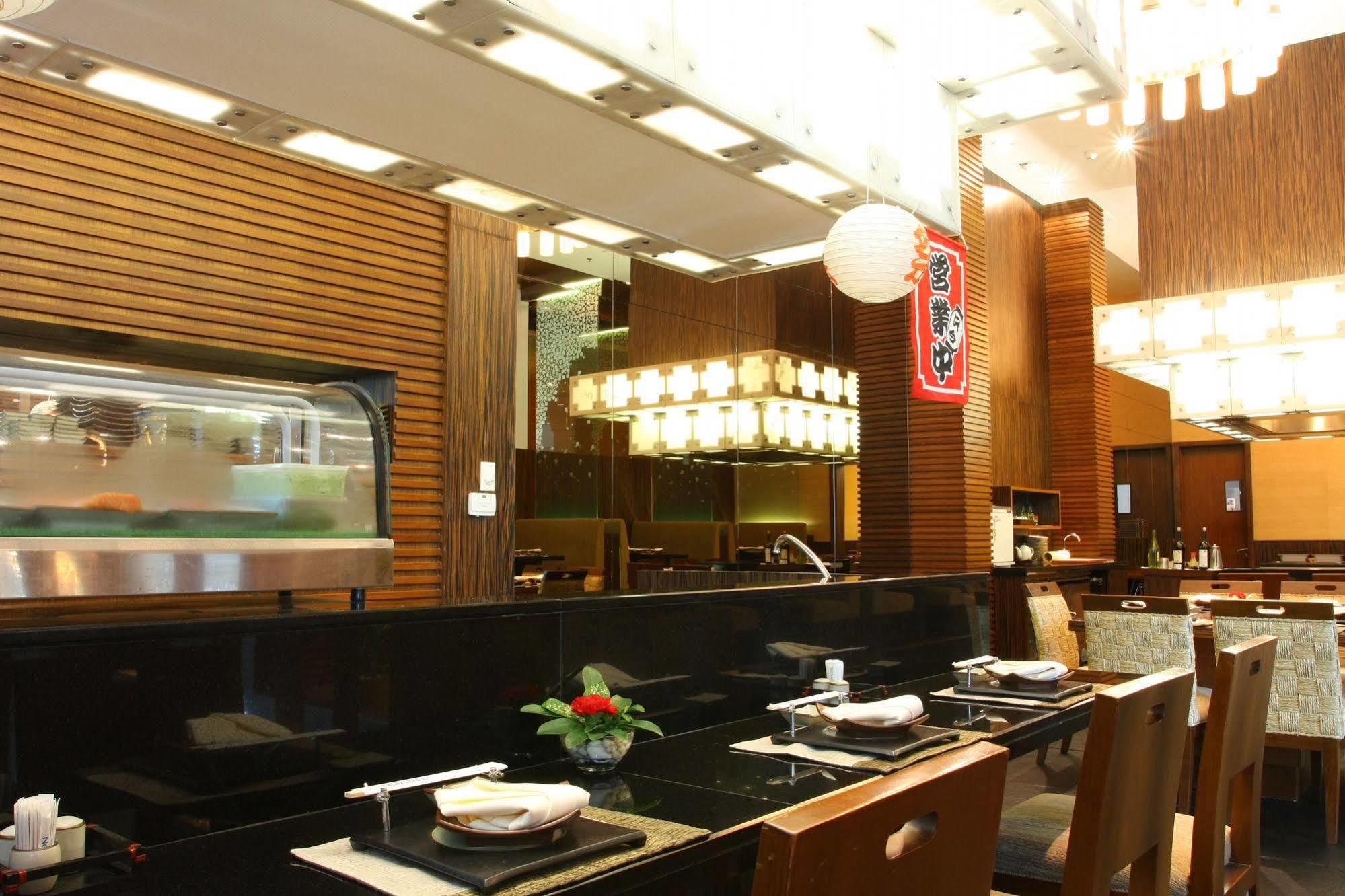 Hyatt Regency Suvarnabhumi Airport 4*