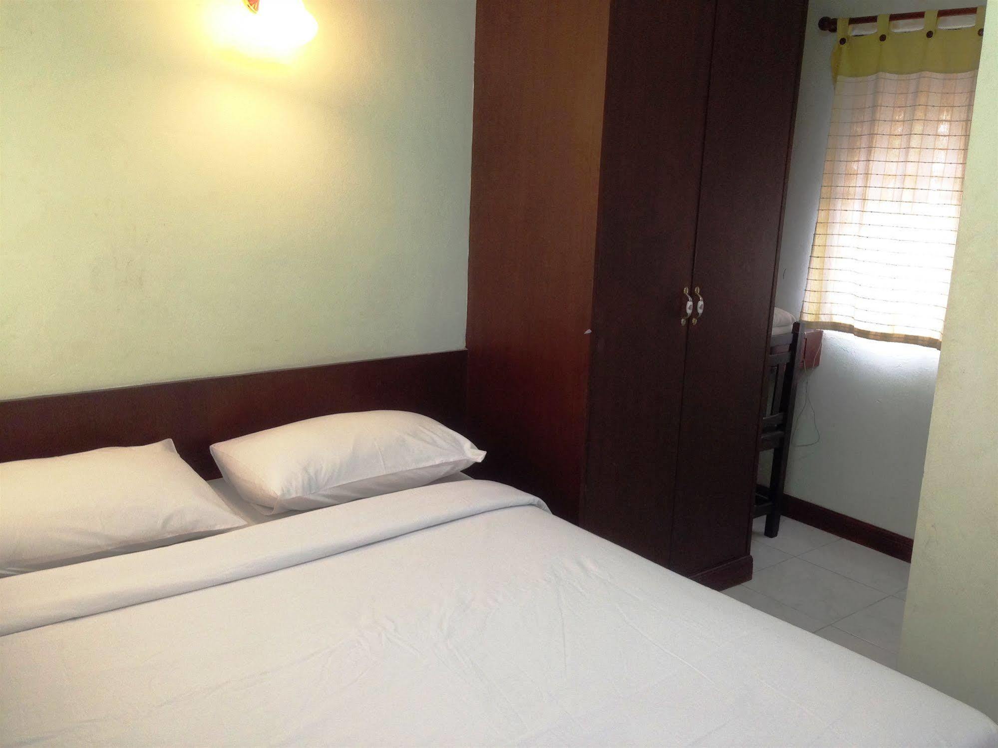 Amarin Guest house
