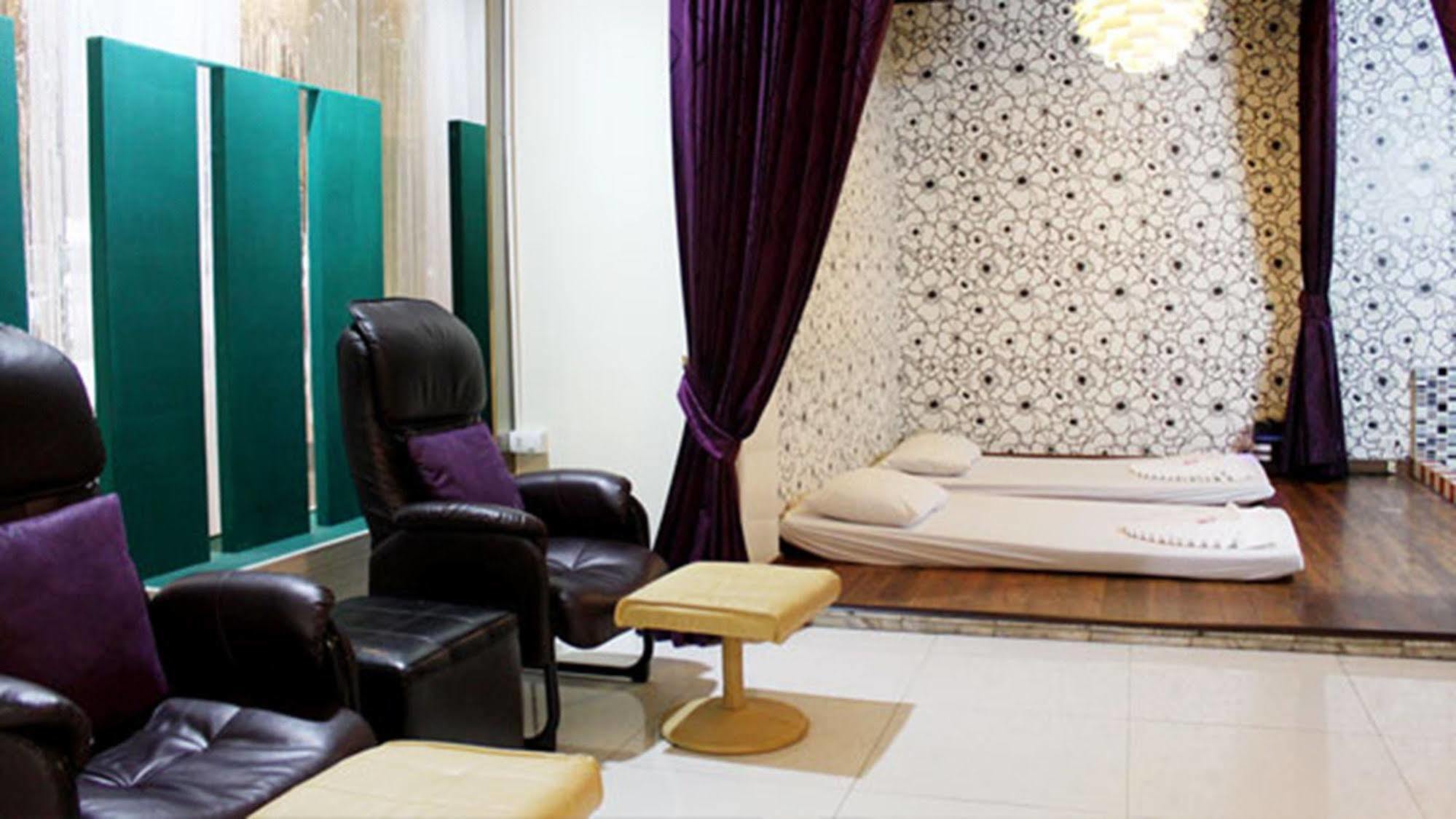 Baiyoke Boutique Hotel
