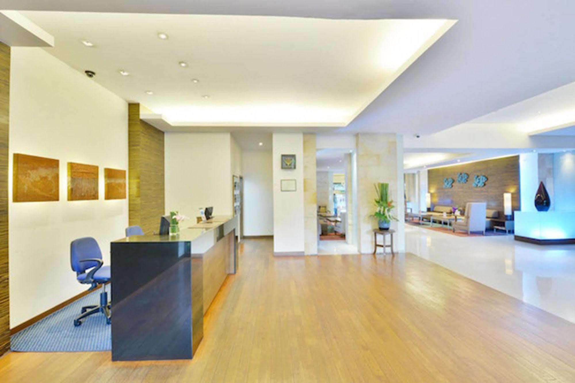 St. Hotel