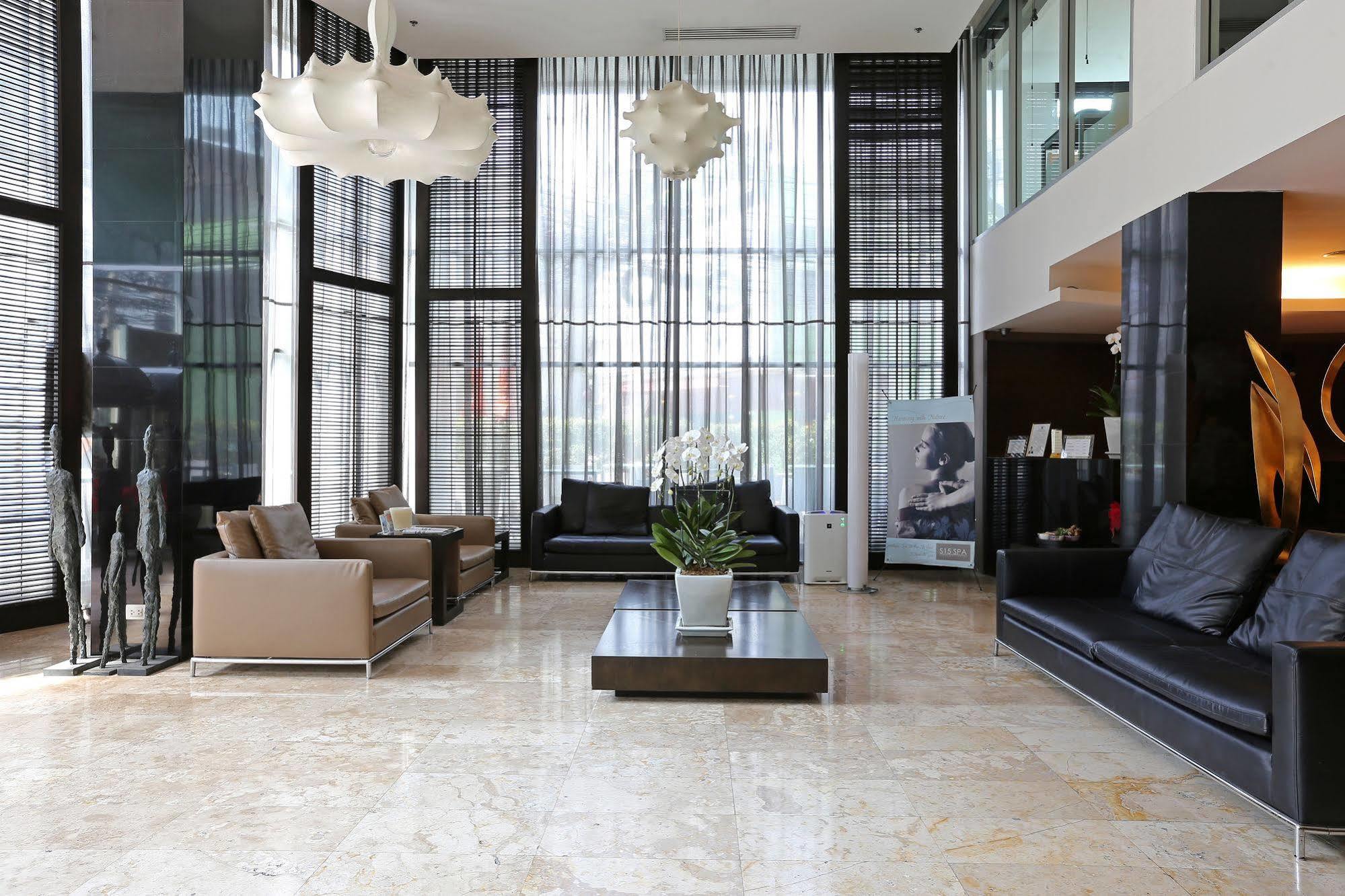 S15 Sukhumvit 4*