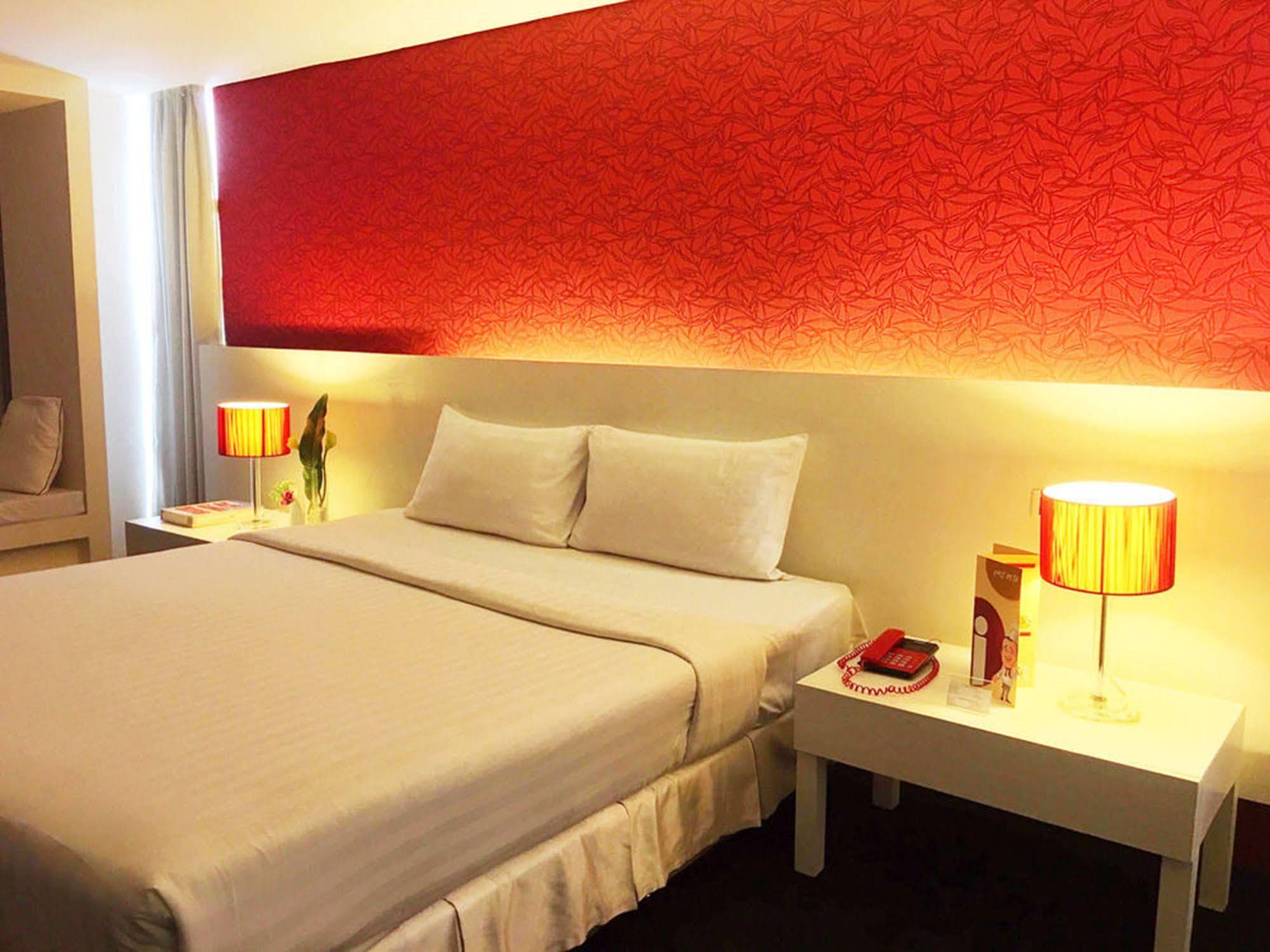 I Silom Hotel 4*