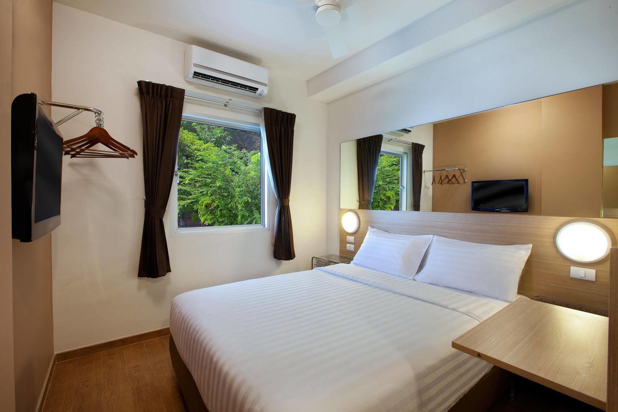 Red Planet Asoke - Sha Extra 3* Bangkok