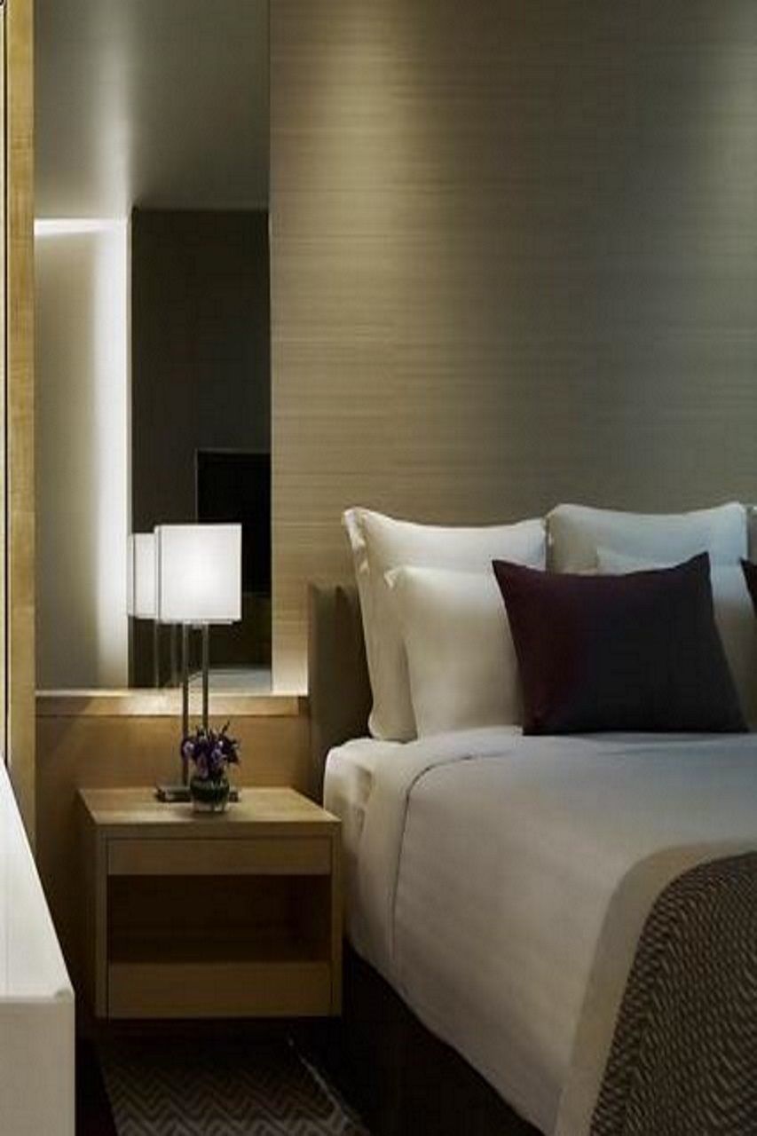 Hotel Avani Riverside