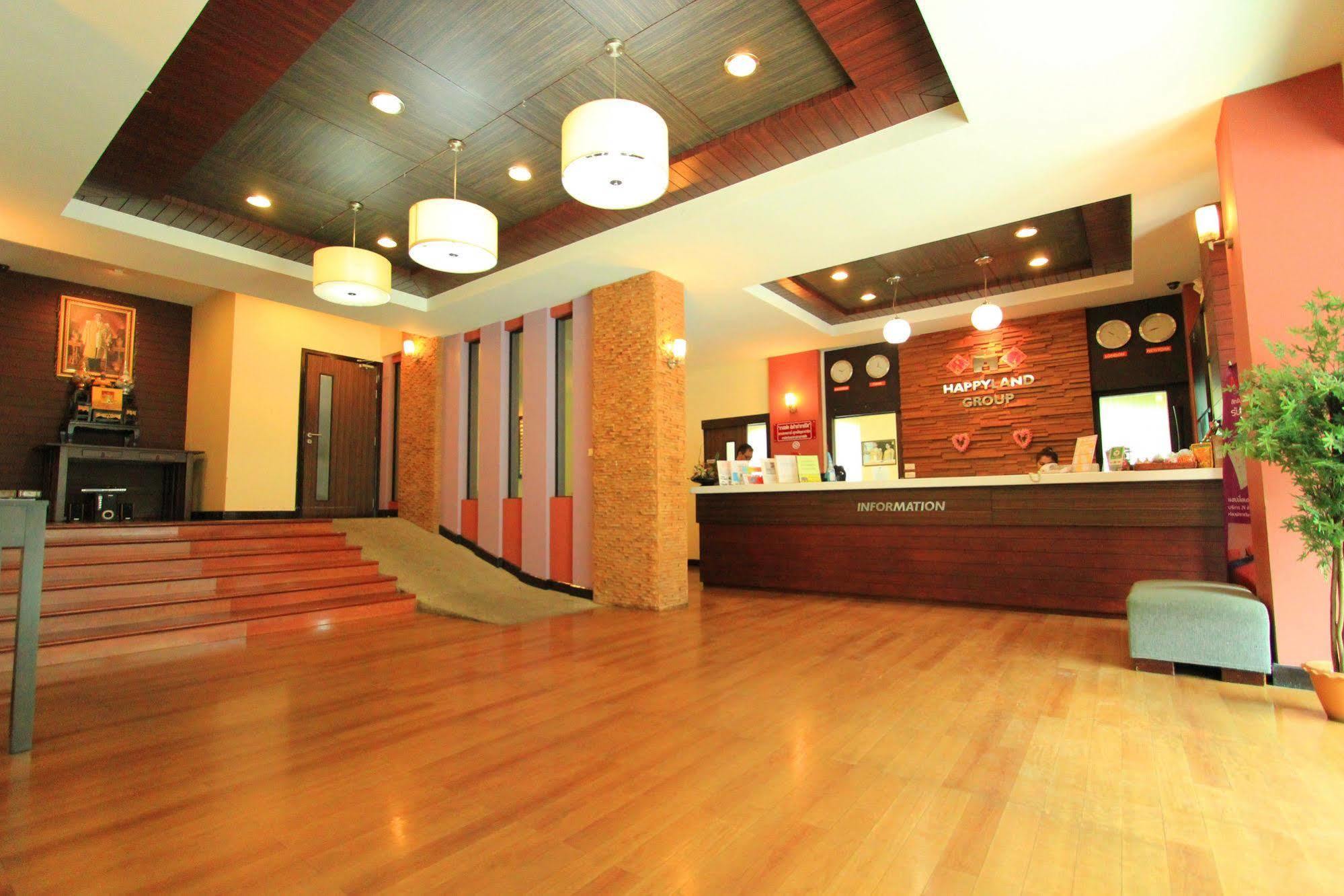 Happyland Mansion Hotel