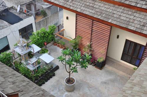 Hi. Mid Hostel Bangkok