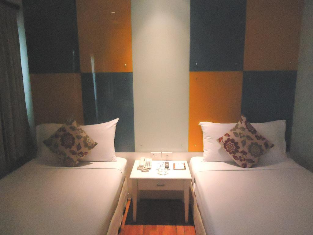 Calypzo Hotel 3*