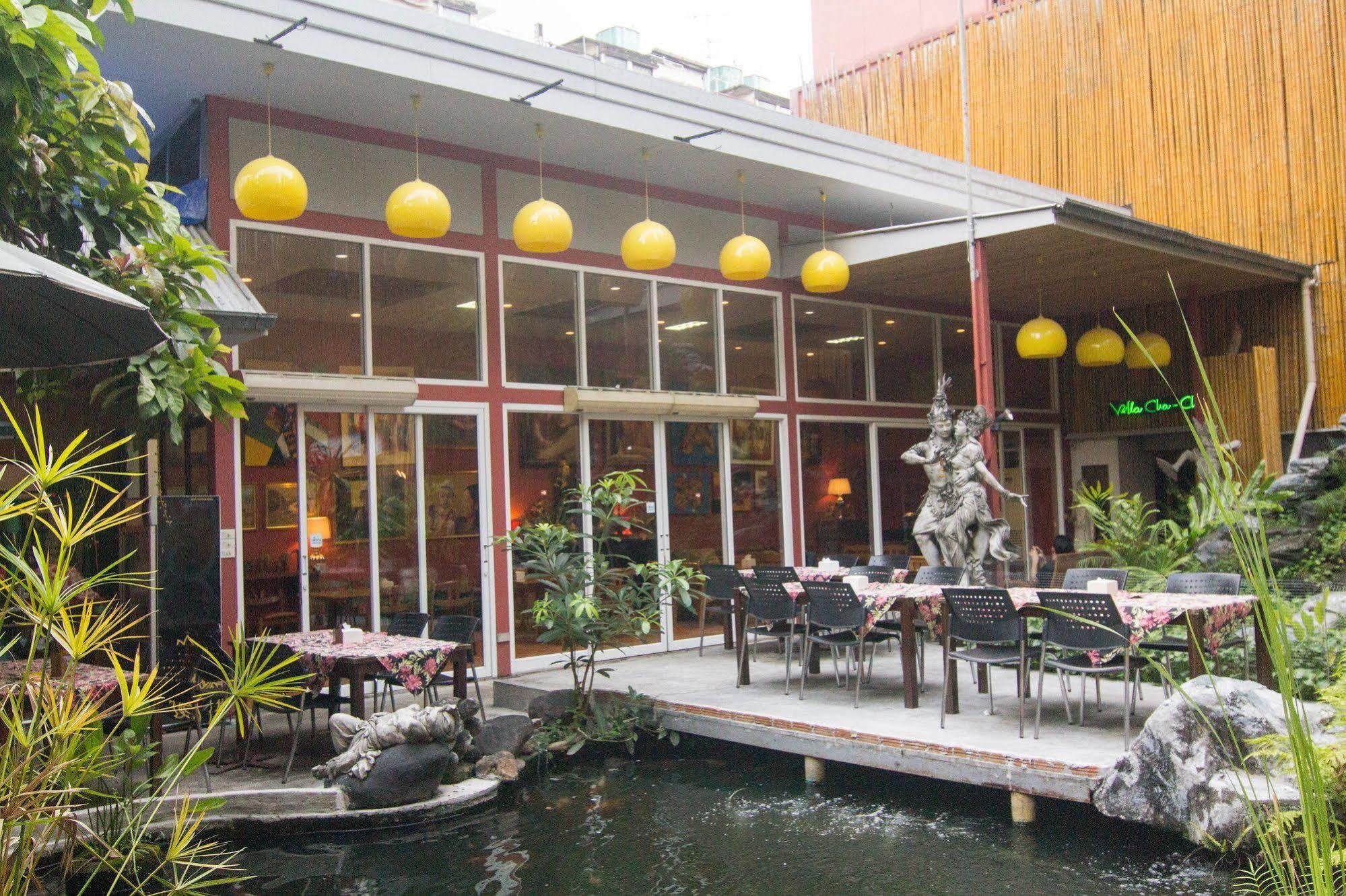 Cha-cha Banglumphu Bangkok