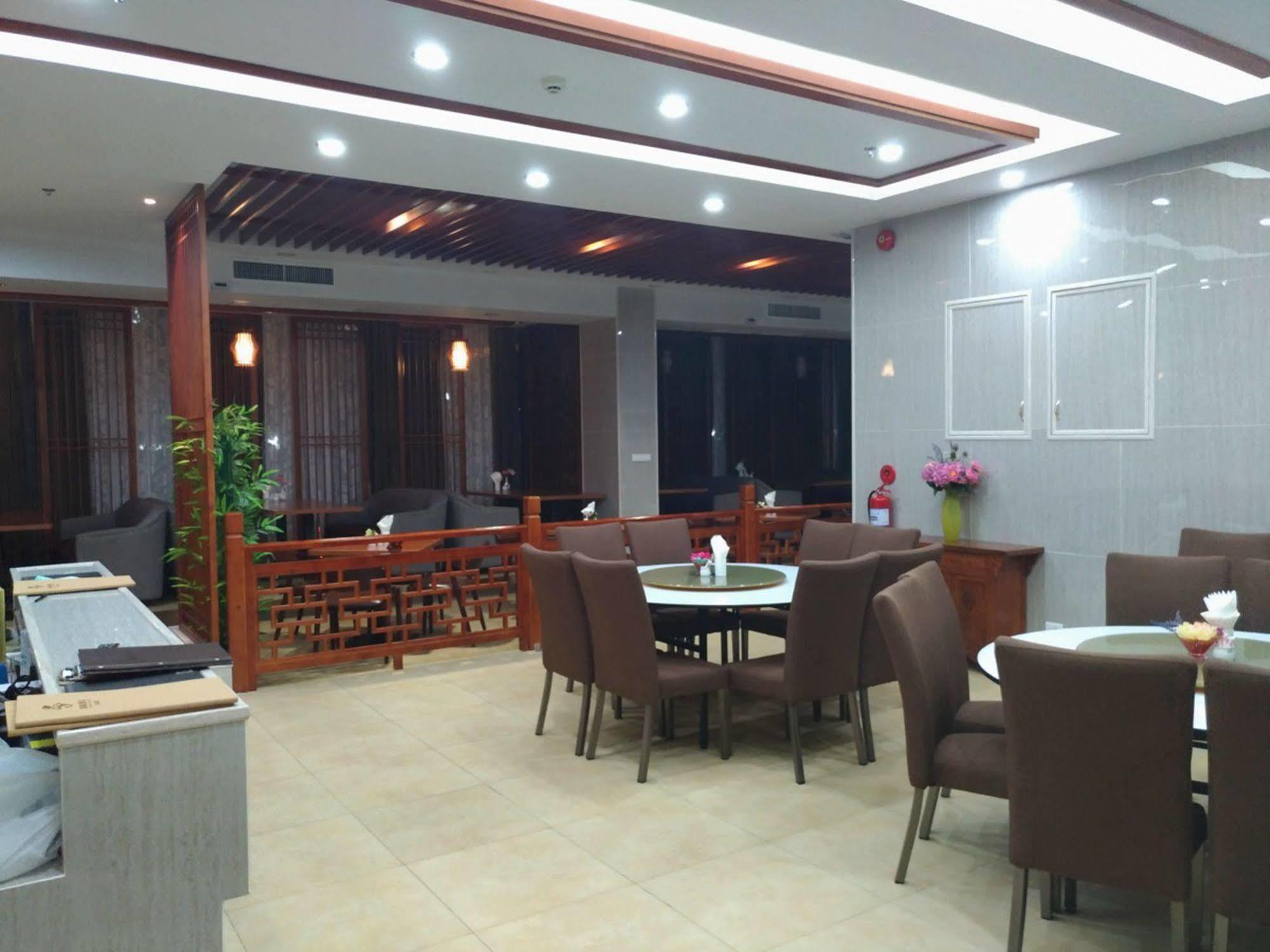 Hotel The Travellers Bangkok