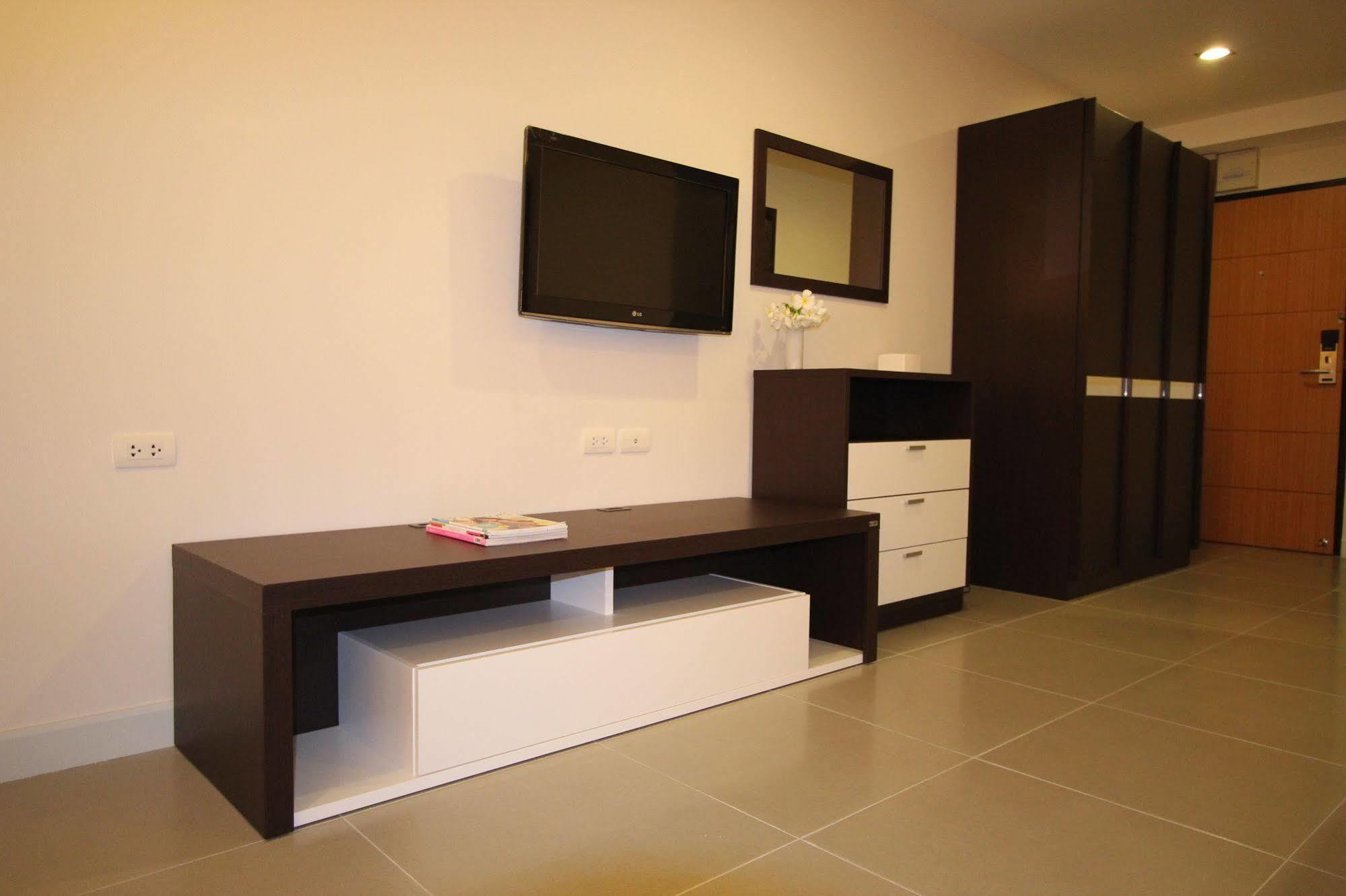 14 Living Hotel