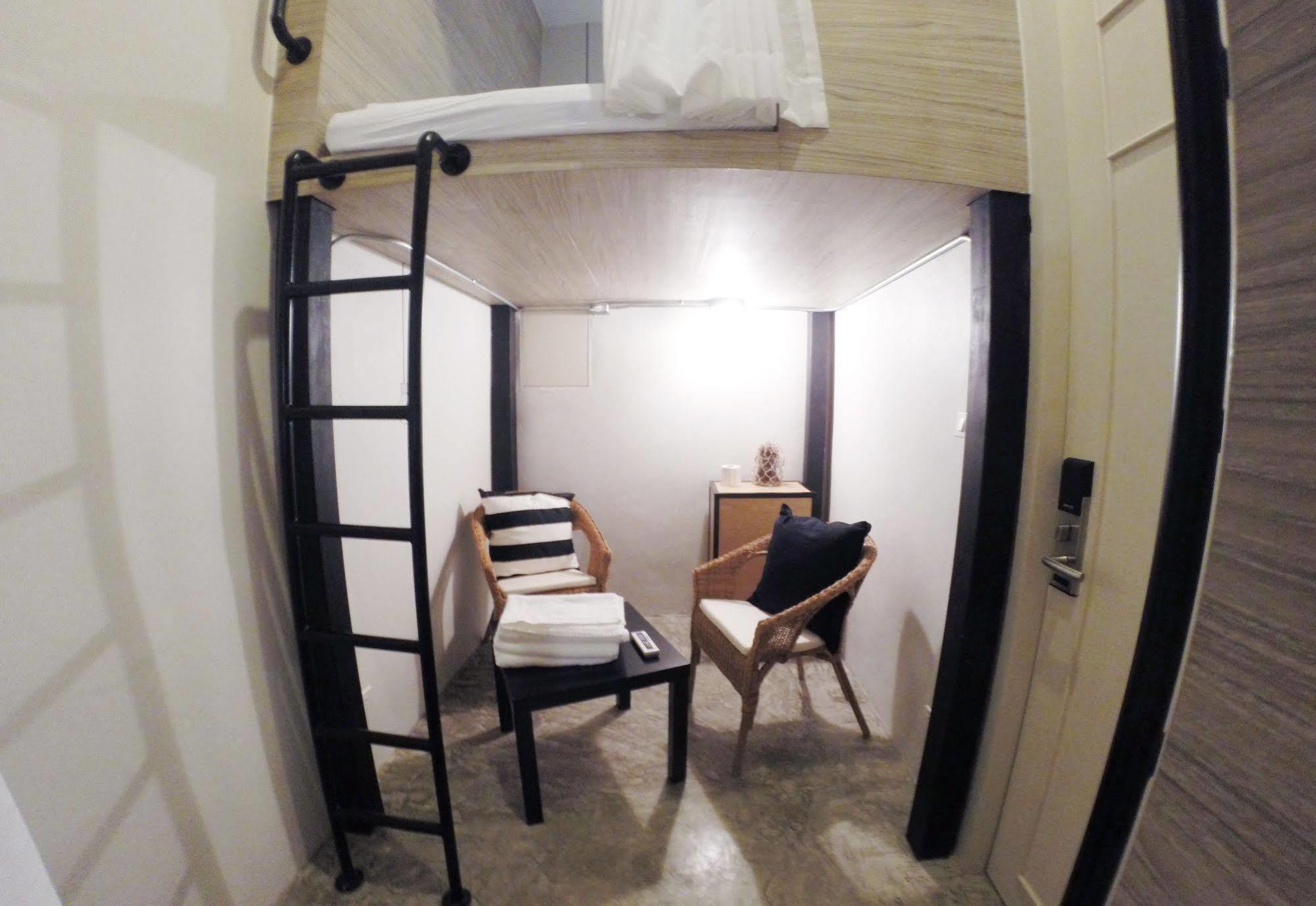 Slumber Soi 1 *