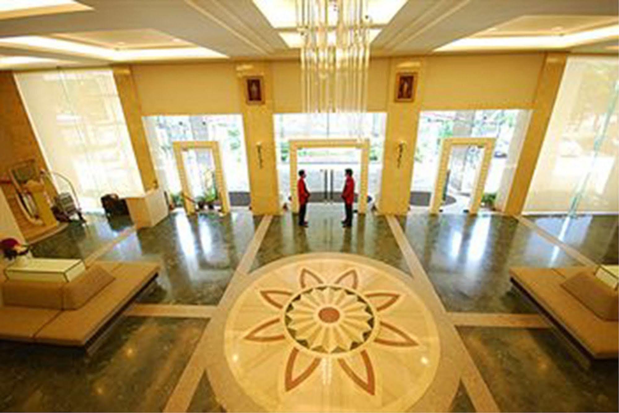 Sc Park - Sha Hotel 4*