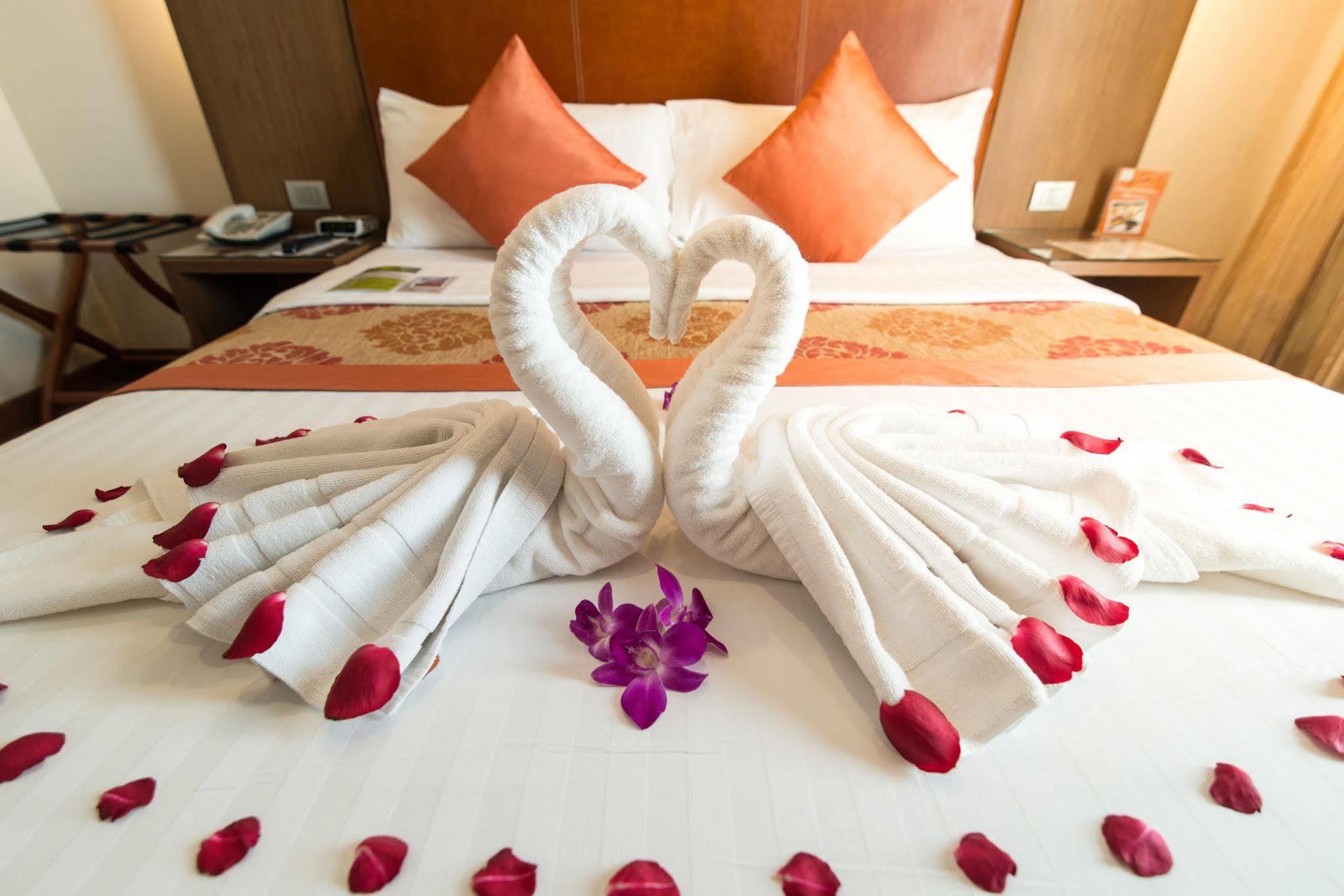 On 8 Sukhumvit Nana By Compass Hospitality Hotel 3*