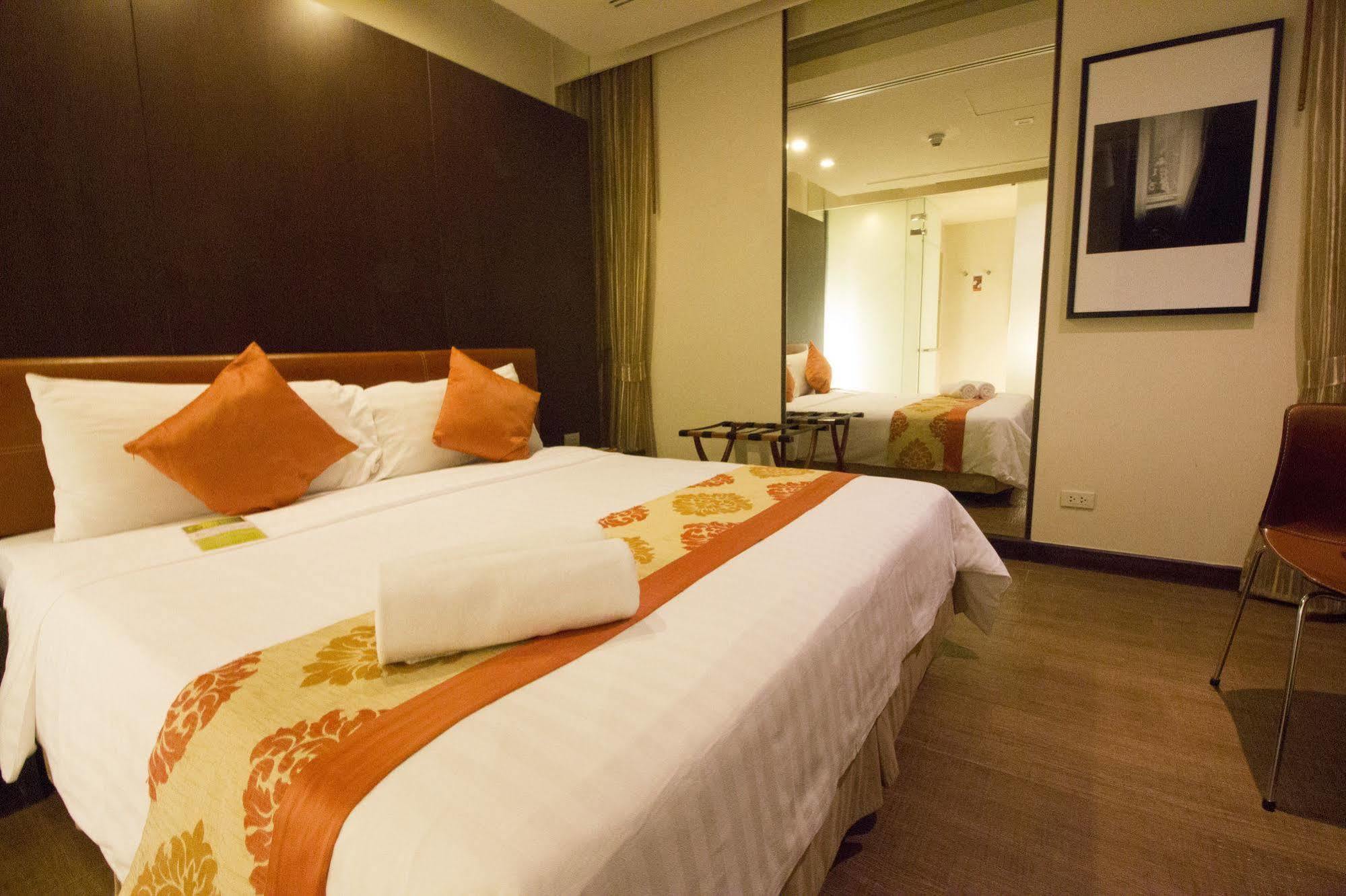 On 8 Sukhumvit Nana By Compass Hospitality Hotel Bangkok