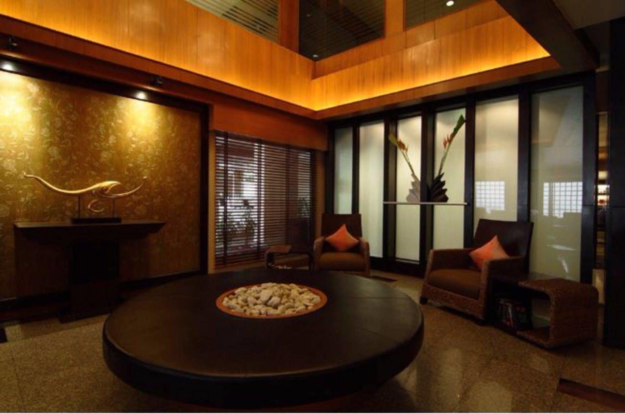 Rose Hotel Bangkok
