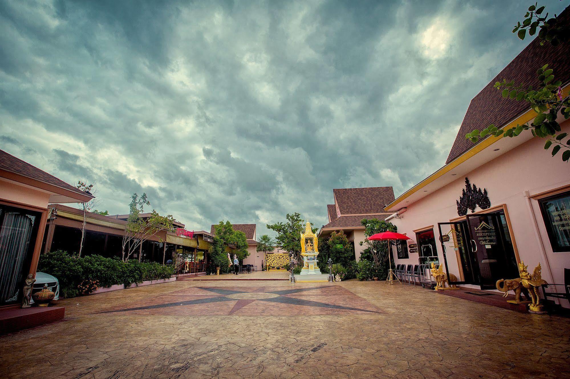 Ploykhumthong Boutique Bangkok