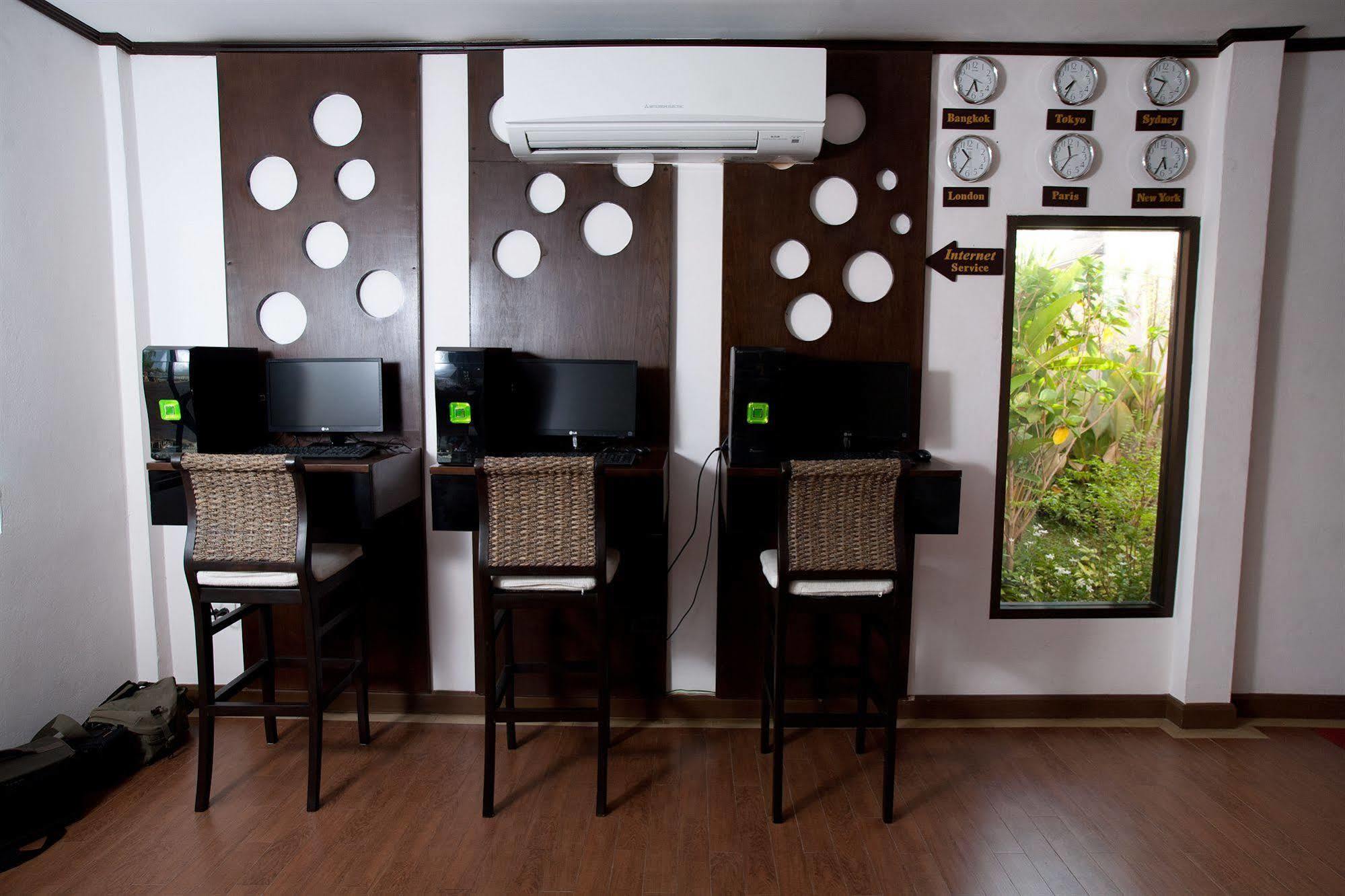 Ploykhumthong Boutique Tempat peranginan Bangkok