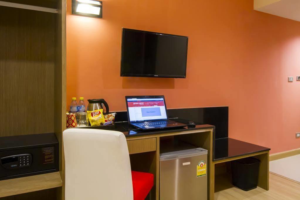 Hotel Eleven Avenue 3*