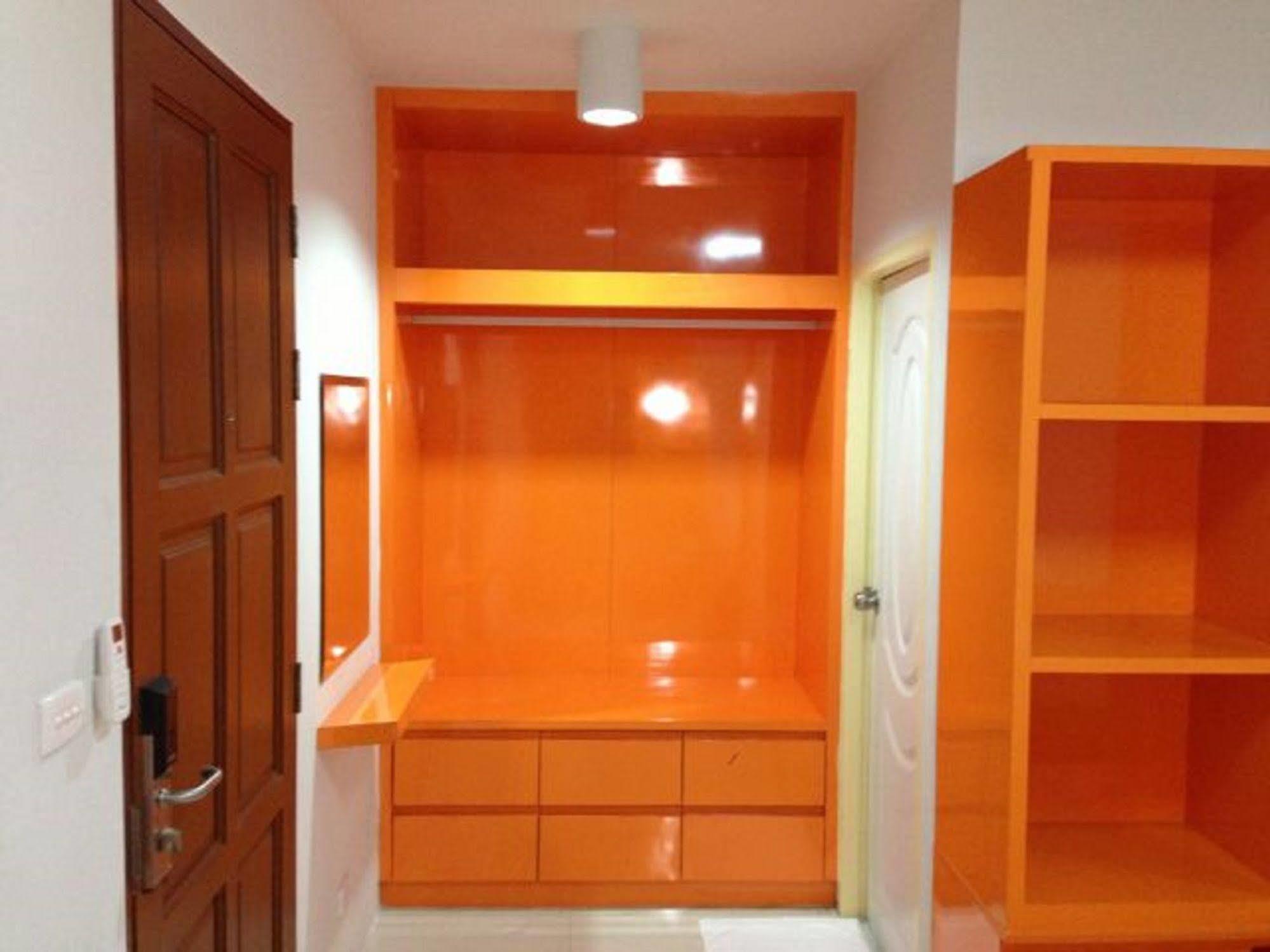 Hotel Oyo 460 Int Place 2*
