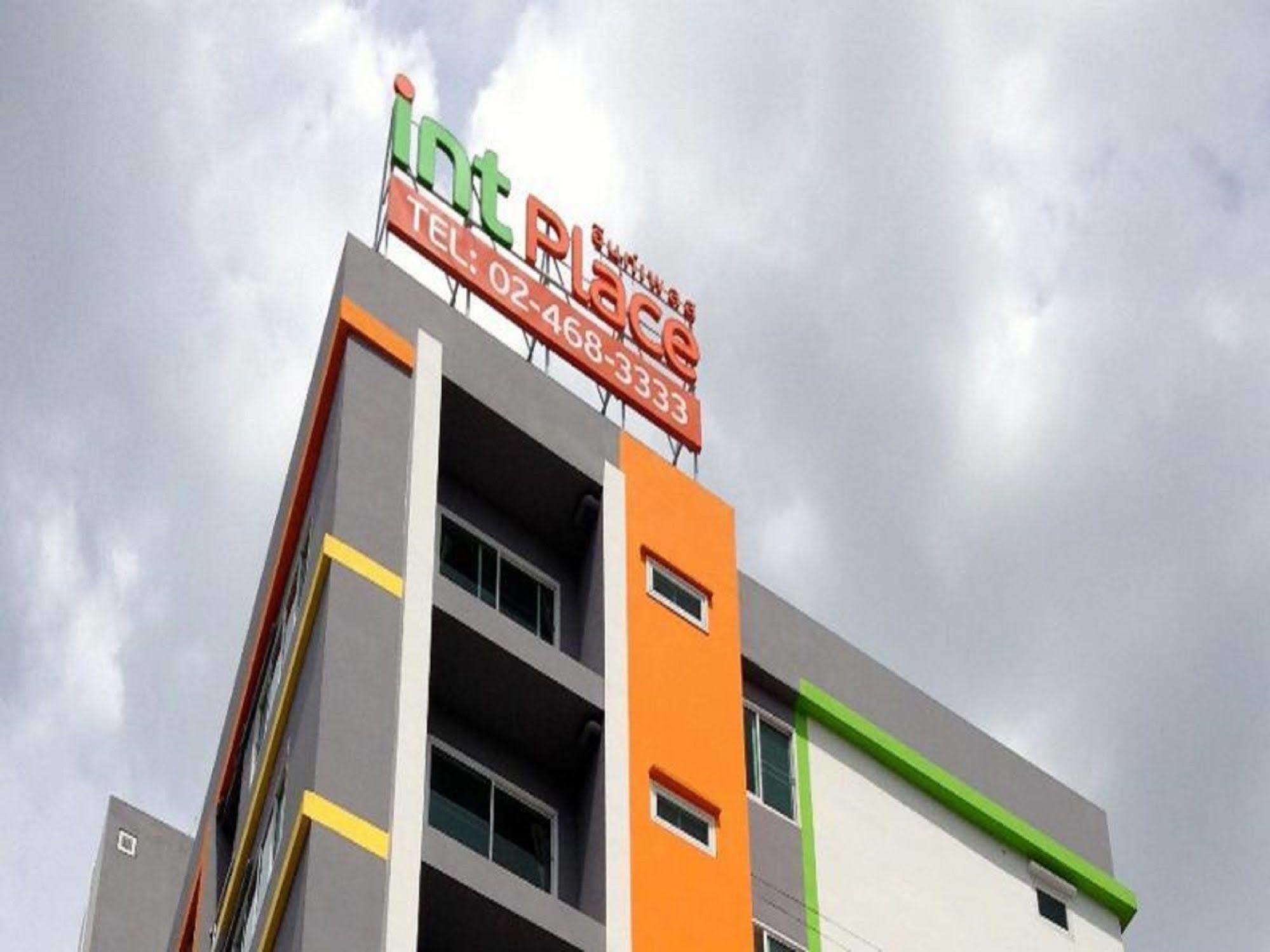 Hotel Oyo 460 Int Place 2*