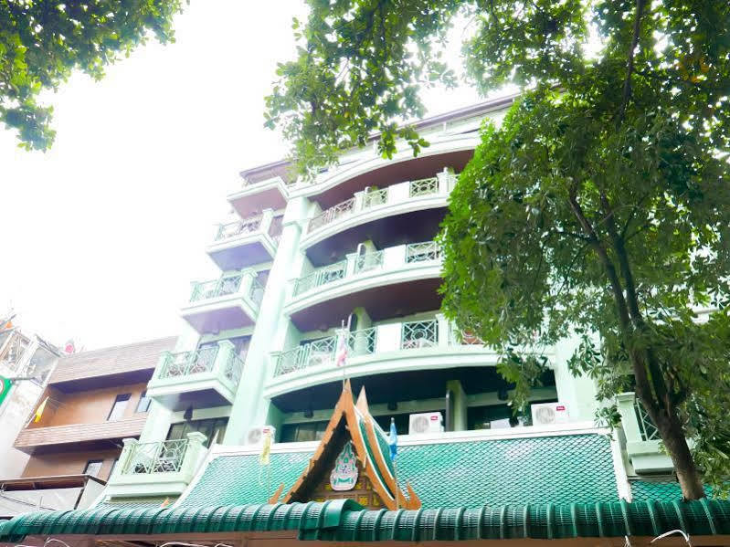 Hotel Four Sons Village 2*
