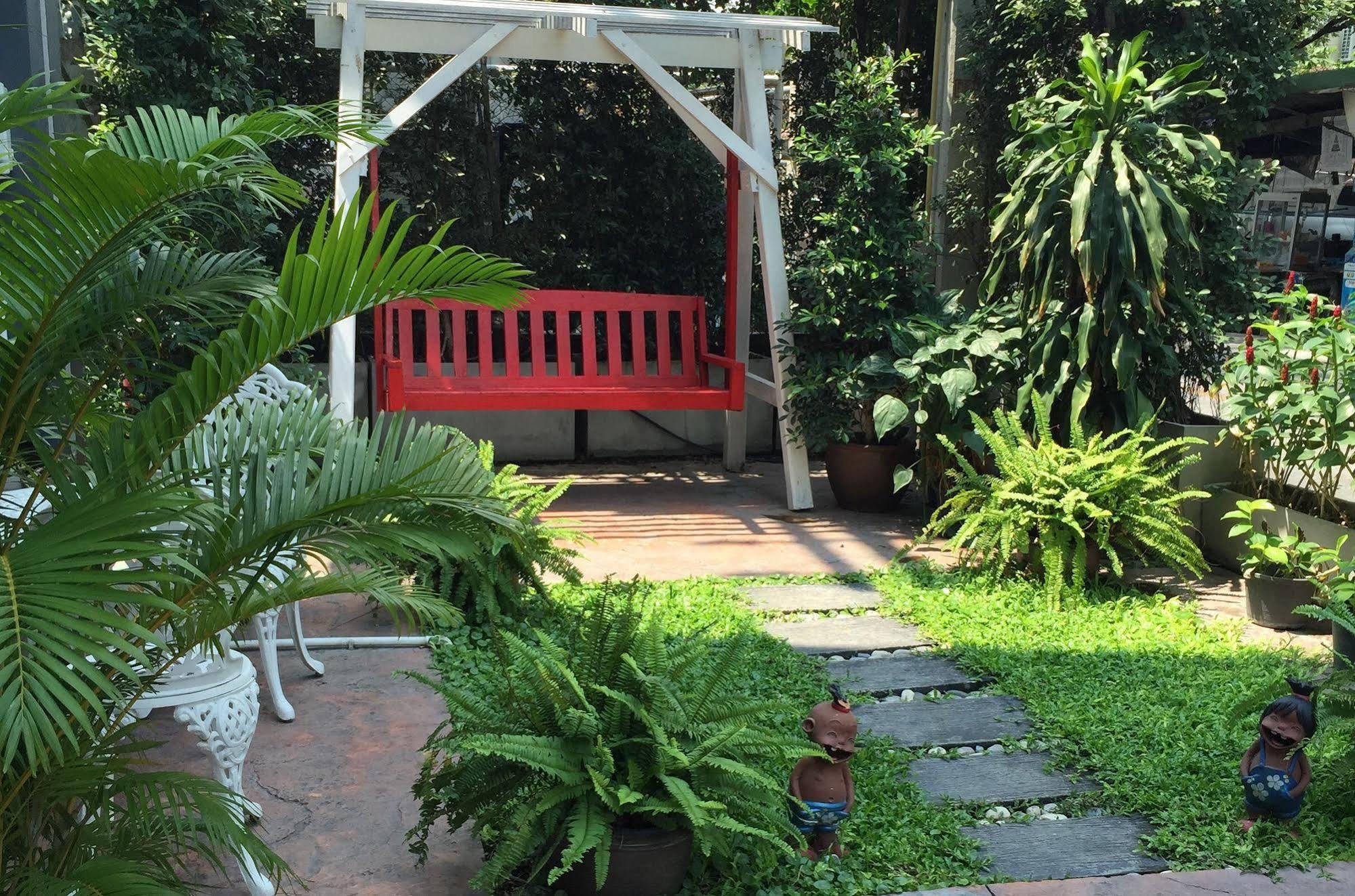Pannapat Place Hotel 3*