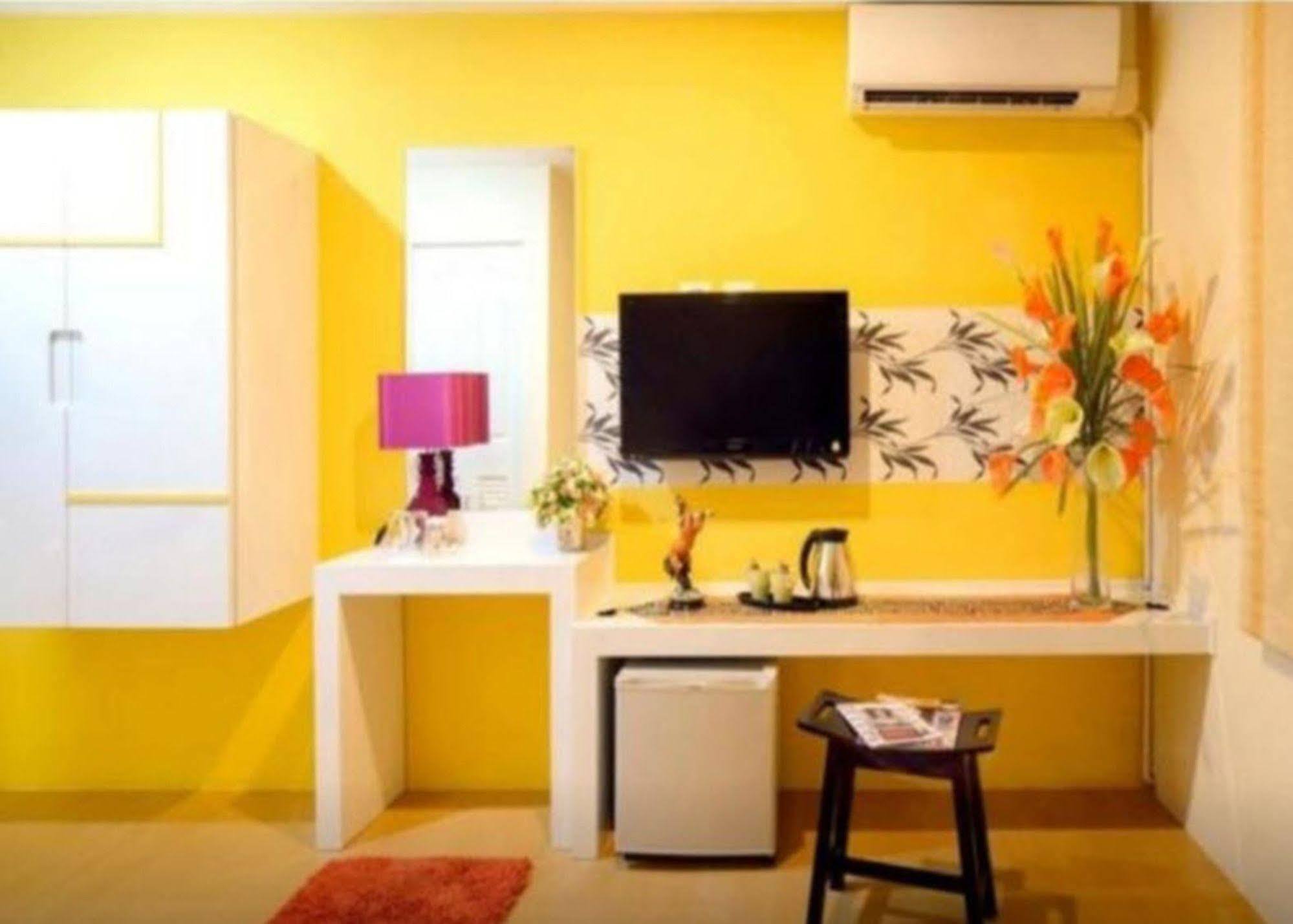 The Konnect Hotel