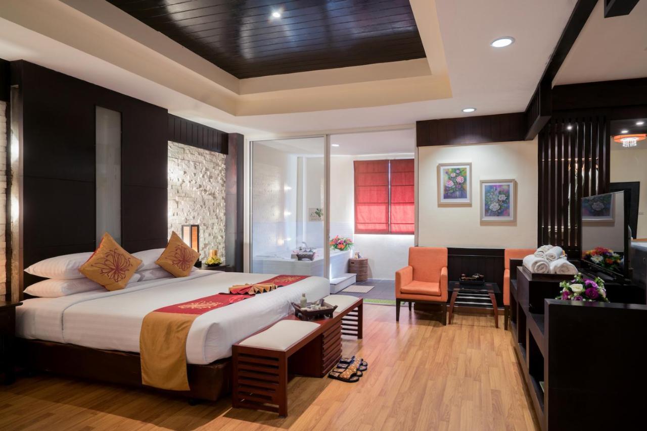 Natural And Resort Bangkok