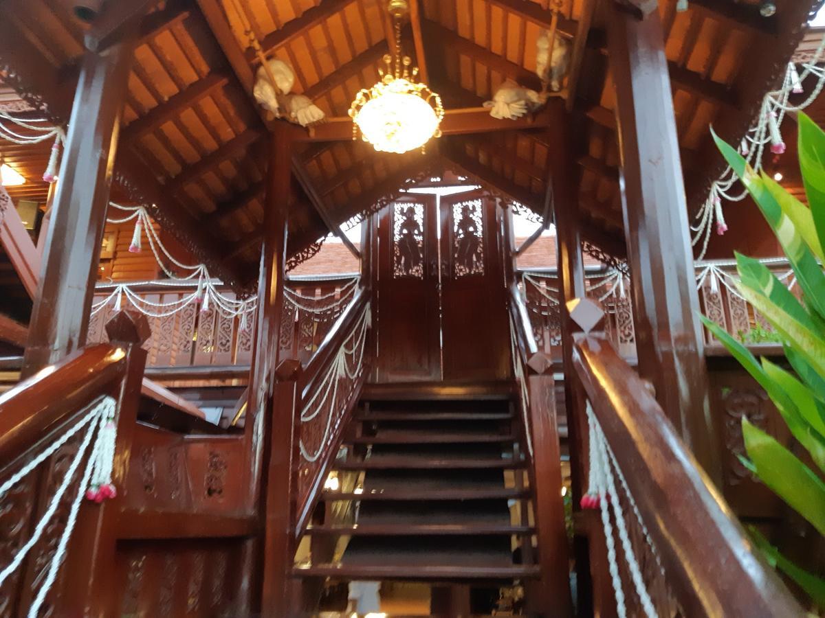 Resor Montri Donmuang Bangkok