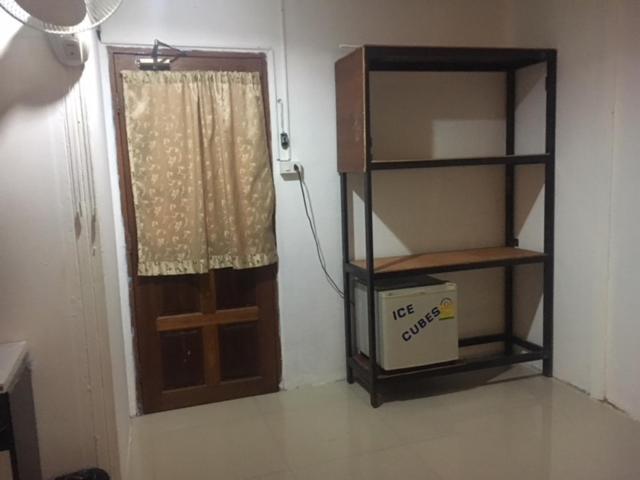 Q6 At 6 Hostel