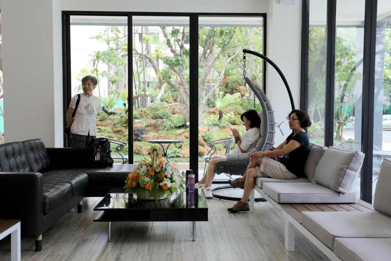Oasis Bangkok
