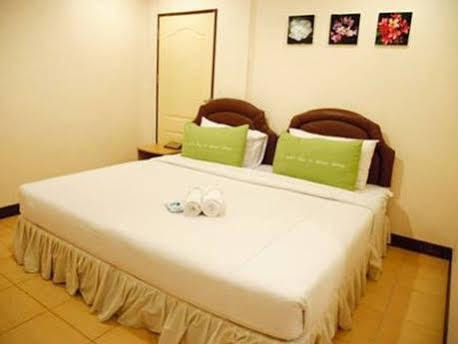 Hotel Bed By Tha-Pra Sha Plus