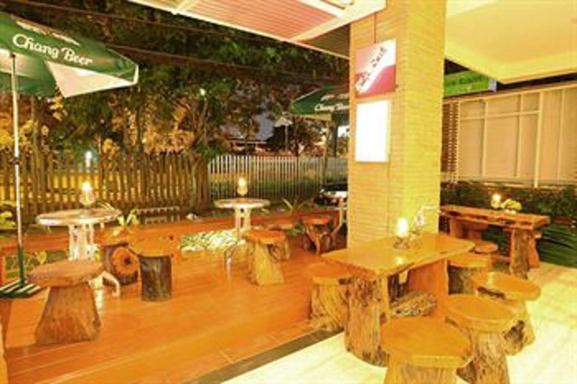 Hotel Royal View - Rang Nam Bangkok