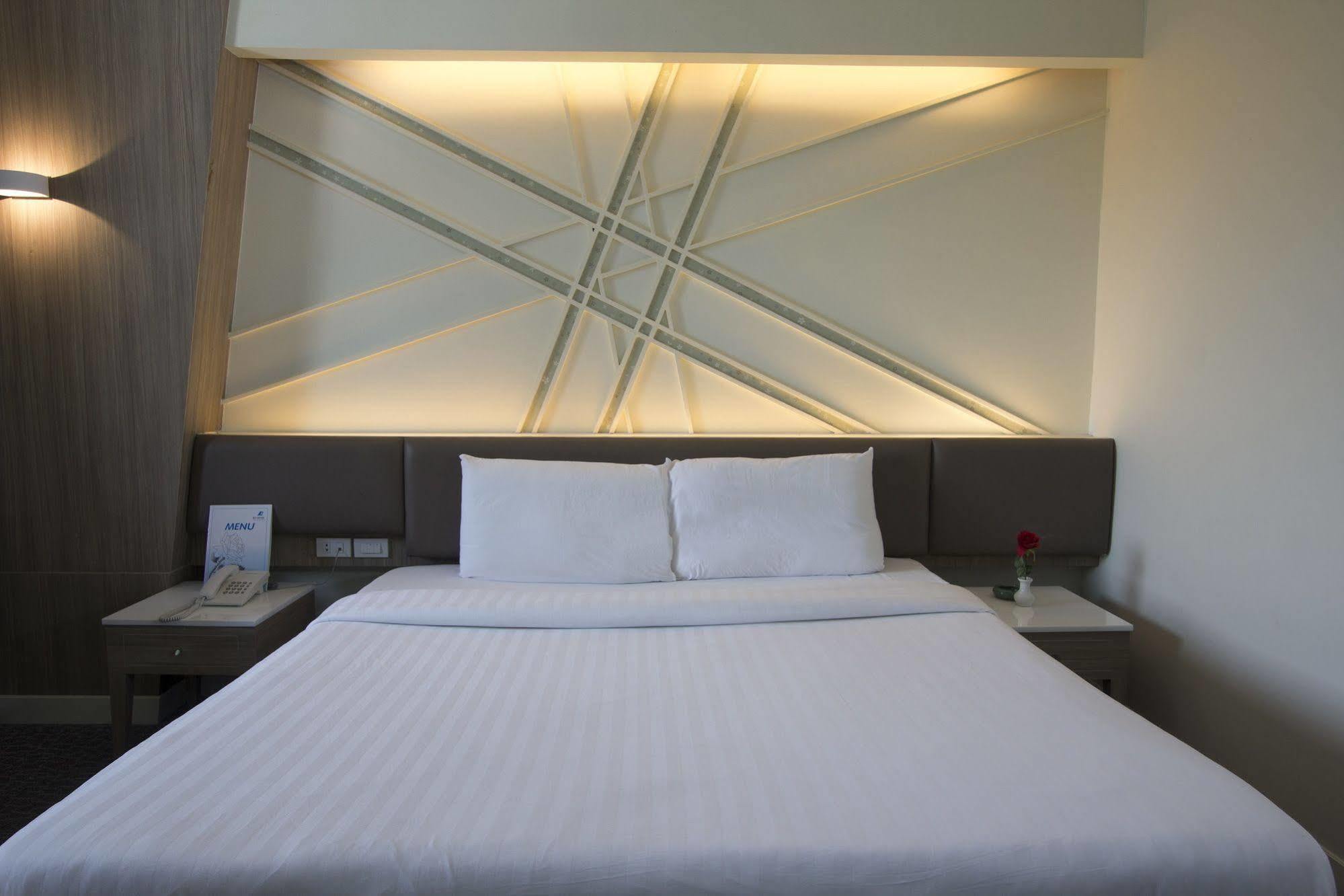 Papa Siriraj 3* Bangkok